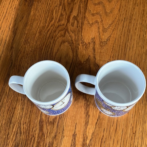 2 NEW MICROWAVE & DISHWASHER SAFE BLUE & WHITE MUGS - Picture 3 of 7